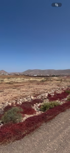 Vistas a la montaña desde terreno en La Oliva Fuerteventura