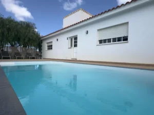 Fachada principal chalet con piscina en La Oliva, Fuerteventura