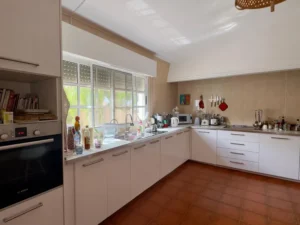 Cocina independiente del chalet en La Oliva