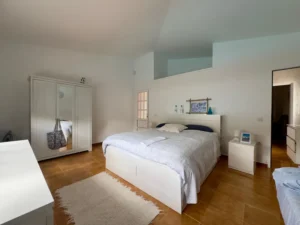 Segundo dormitorio de la casa.